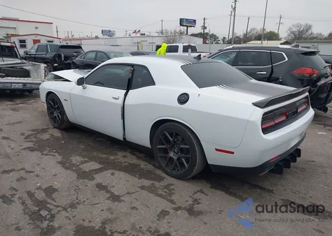 2018 Dodge Challenger R/T Plus Shaker z USA, uszkodzony, nr VIN 2C3CDZBT6JH195679
